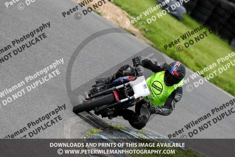 enduro digital images;event digital images;eventdigitalimages;lydden hill;lydden no limits trackday;lydden photographs;lydden trackday photographs;no limits trackdays;peter wileman photography;racing digital images;trackday digital images;trackday photos
